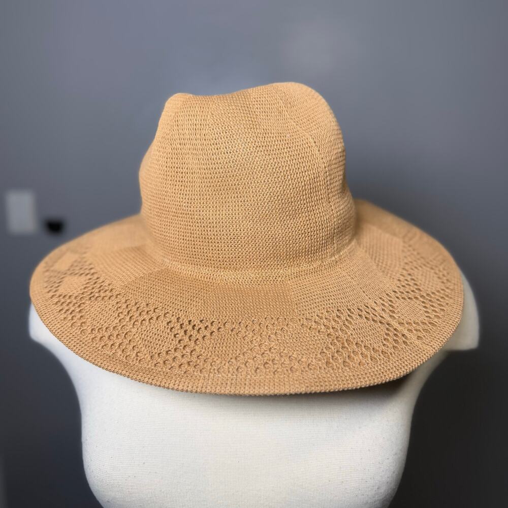 Wyeth Evie Mesh Packable in Tan